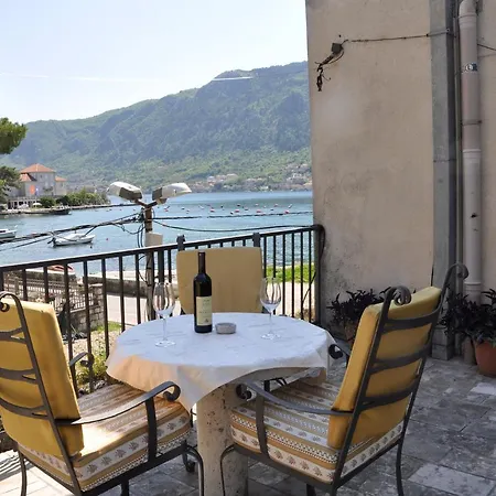 Apartments Vujosevic Kotor Exterior photo